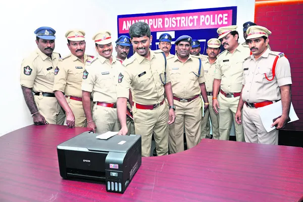 నకిలీ నోట్ల తయారీ కేసులో నిందితుల అరెస్ట్