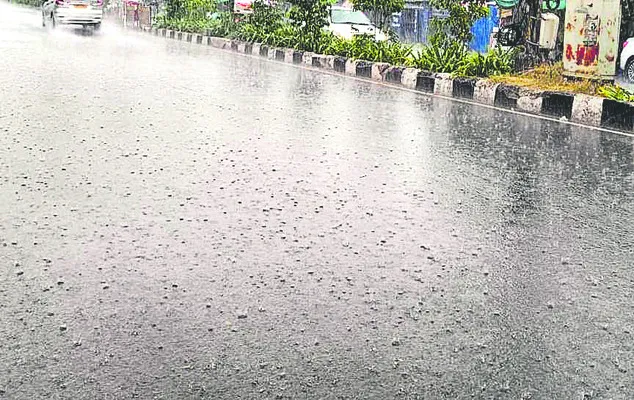 దండుమైలారంలో భారీ వర్షం 