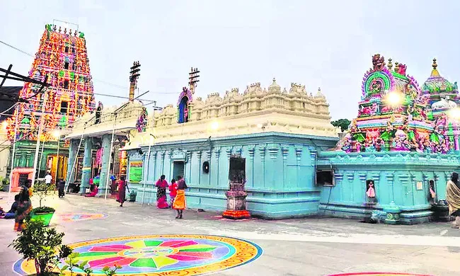 రుస్తుం మైనింగ్ కేసులో ఇద్దరికి బెయిల్