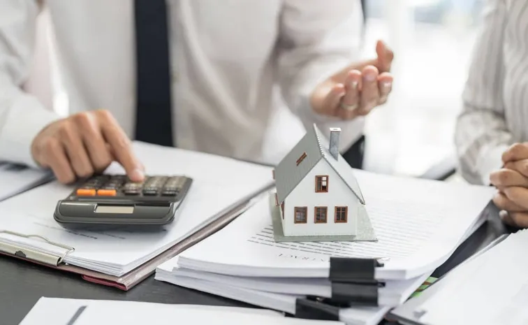Indian REITs deliver 6 7pc yields Anarock Credai report