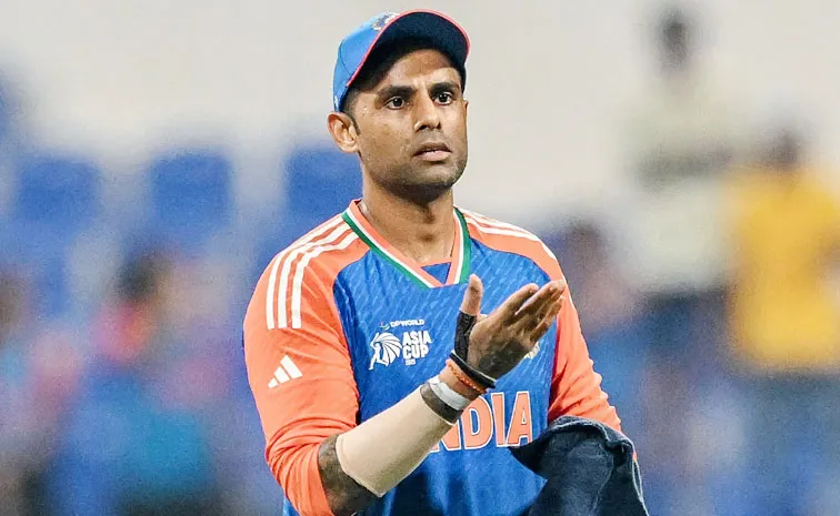 He May: Gavaskar Lauds Suryakumar Unorthodox Captaincy call Vs Oman