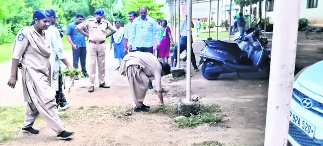 ఎస్పీ కార్యాలయంలో స్వచ్ఛాంధ్ర కార్యక్రమం 