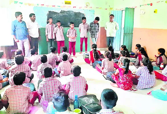 ప్రహరీ క్లబ్లతో డ్రగ్స్ నిర్మూలన