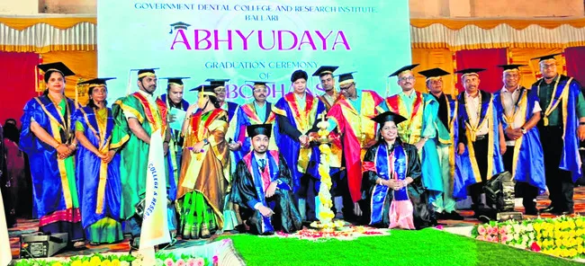 ఆధునిక వైద్యాన్ని అనుసరించాలి