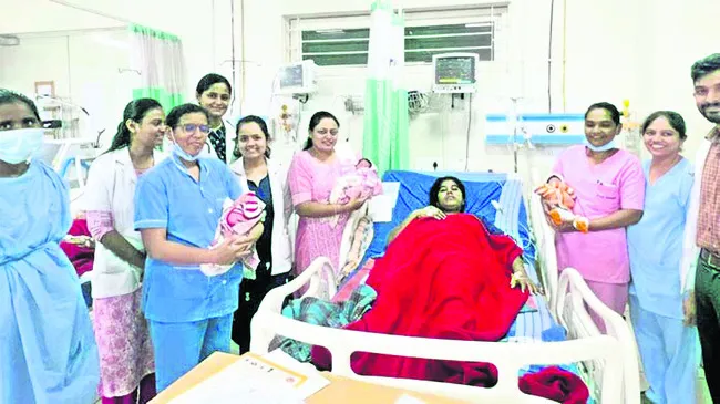 ఒక్క కాన్పులో ముగ్గురు శిశువులు