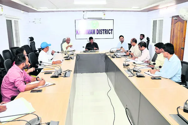 అక్రమ రవాణాకు అడ్డుకట్ట వేయాలి