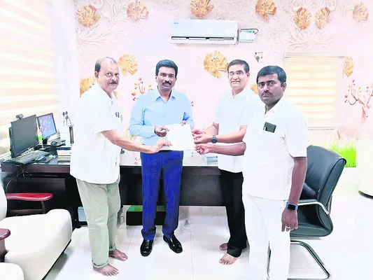 నోటరీల సమస్యలు పరిష్కరించండి
