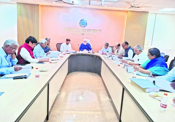 ఎంజీయూలో 32 అంశాలకు ఆమోదం