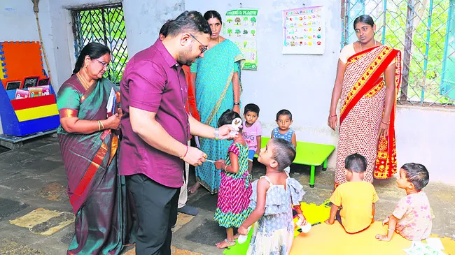 బాలల 