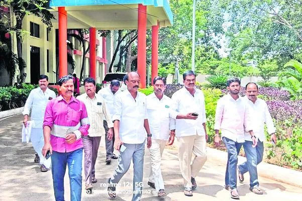 అధికార అండతో భూమి కబ్జా