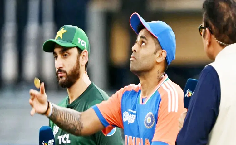 Andy Pycroft is not a schoolteacher: R Ashwin Lambasts PCB over Handshake Row