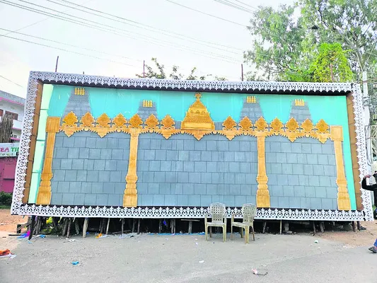 Durga Devi Mandapam built on the model of Yadagirigutta Kshetra