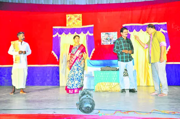 ఆలోచింపజేసిన ‘ఆచమనం’