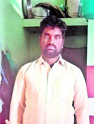 హత మార్చి.. మృతదేహాన్ని చెరువులో పూడ్చి!