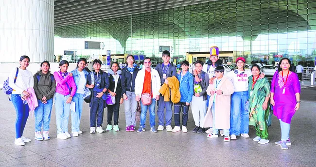 అంతర్జాతీయ నాటక ప్రదర్శనకు శ్రీప్రకాష్‌ విద్యార్థులు 