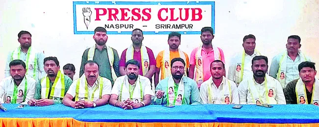 మహా బతుకమ్మ వేడుకలు విజయవంతం చేయాలి