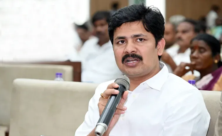 Ysrcp Mp Gurumurthy Letter To Union Home Minister Amit Shah And Cji