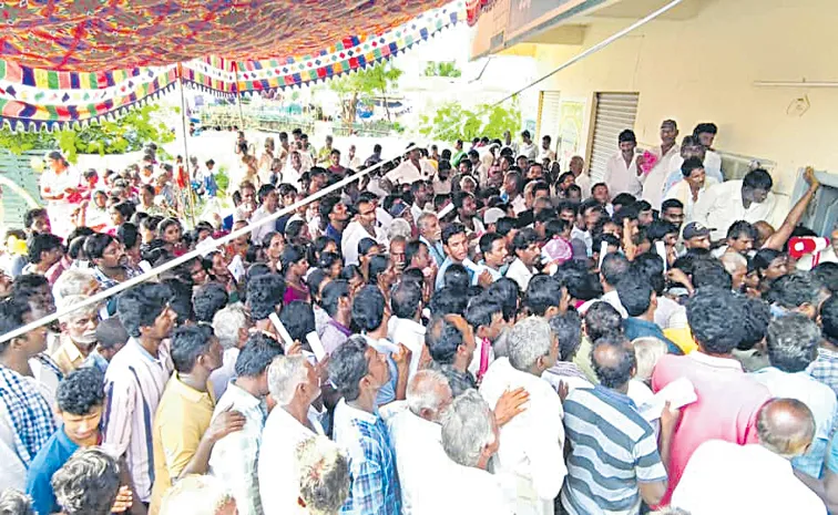 Farmers Worry with Urea in Andhra Pradesh Chandrababu Govt