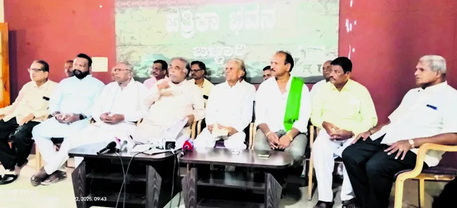 వీరశైవ లింగాయతగా రాయించాలి 