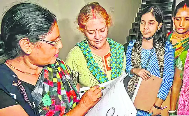 అవాంతరాల నడుమ కులగణన 