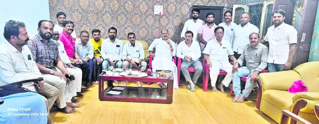 బతుకమ్మ సంబురాలను విజయవంతం చేయండి