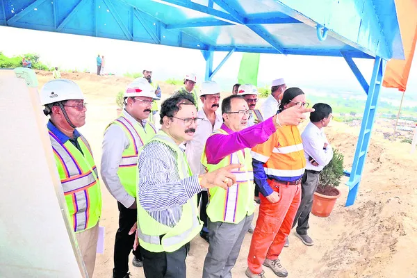 ఓపెన్కాస్ట్ సందర్శన