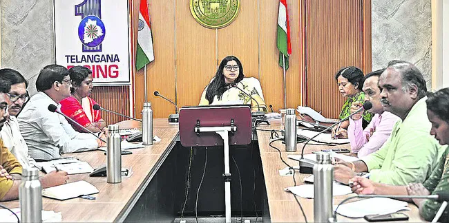 ఘనంగా నిర్వహించాలి 