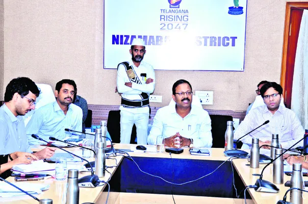 బయో మెడికల్‌ వ్యర్థాల నిర్వహణ ధ్రువపత్రం తీసుకోవాలి