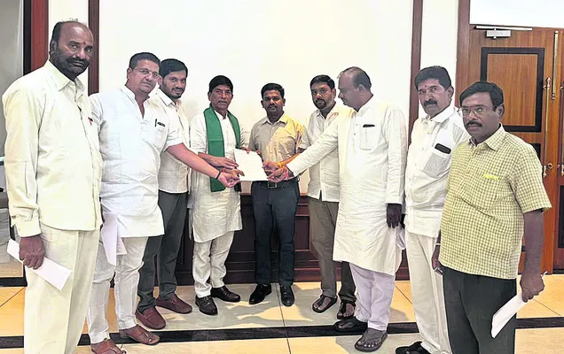 యూరియా   కేటాయించాలని వినతి
