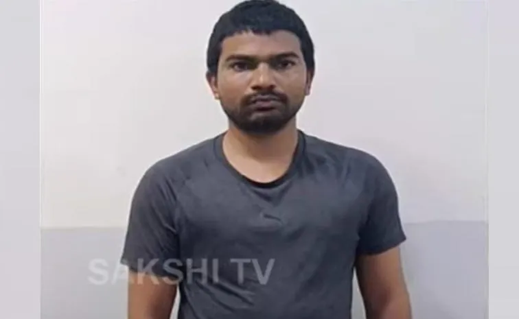 Most Wanted Criminal Bathula Prabhakar Escaped: Constables Suspended