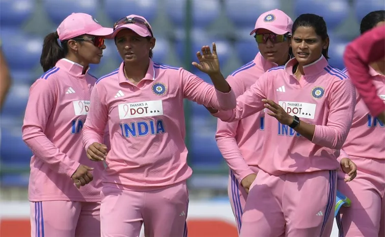 Indian women's cricket team sanctioned for slow over rate in third ODI against Australia