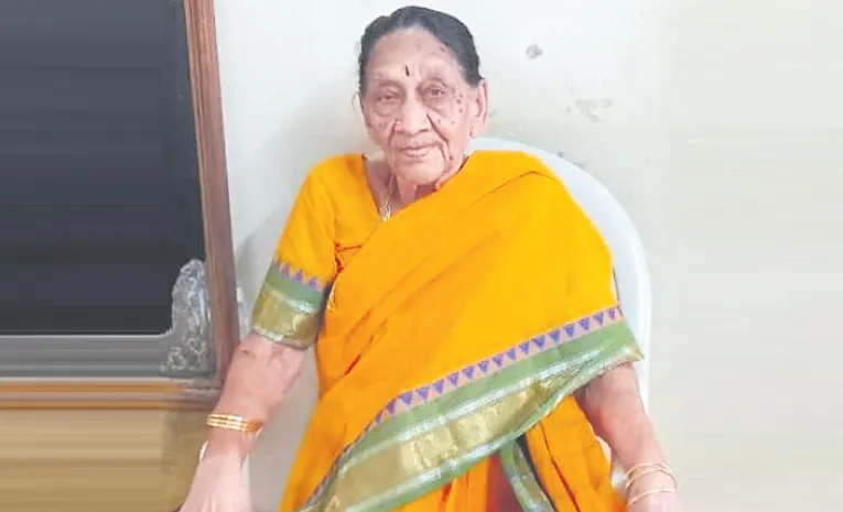 Dasarathi Rangacharya Wife Kamala Passes Away