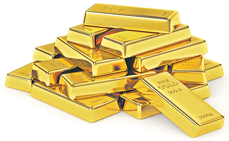 Gold, silver hit new highs amid global tensions