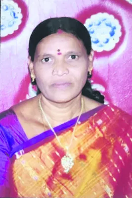 బతుకమ్మ ఆడుతూ అస్వస్థతకు గురై.. 