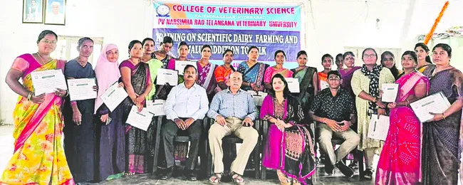 పాడి పరిశ్రమ స్థాపనతో లాభాలు 