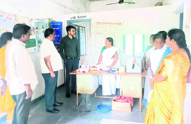 వైద్యులు అందుబాటులో ఉండాలి 