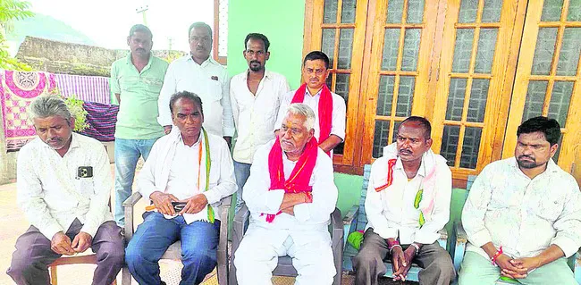 ‘స్థానిక’ రిజర్వేషన్లు బహిర్గతం చేయాలి