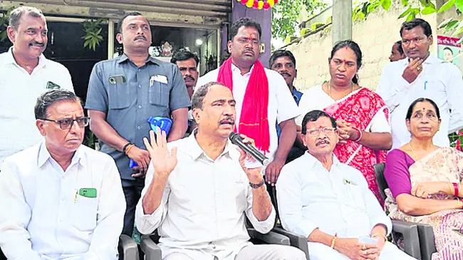 అభివృద్ధి కోసమే సీఎం వెంట