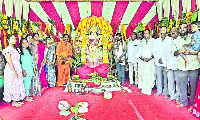 అన్నపూర్ణదేవిగా దుర్గామాత