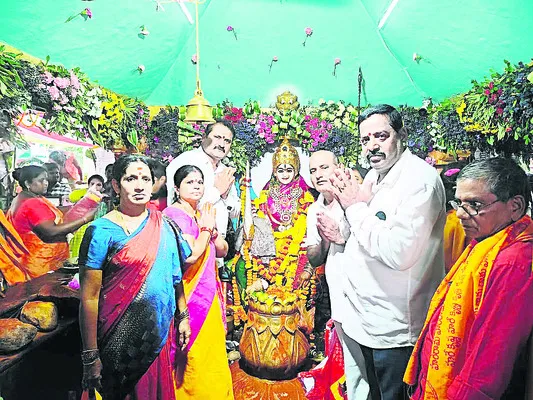 ● జజ్జనకరి జాతర