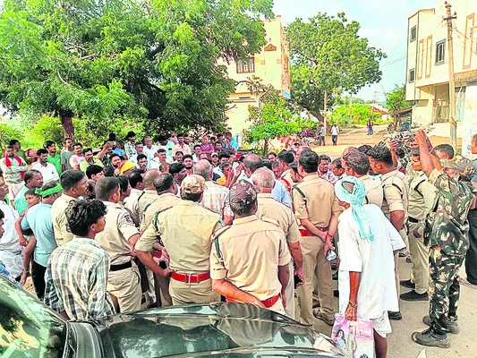మానాలలో రాష్ట్ర విజిలెన్సు అధికారుల విచారణ