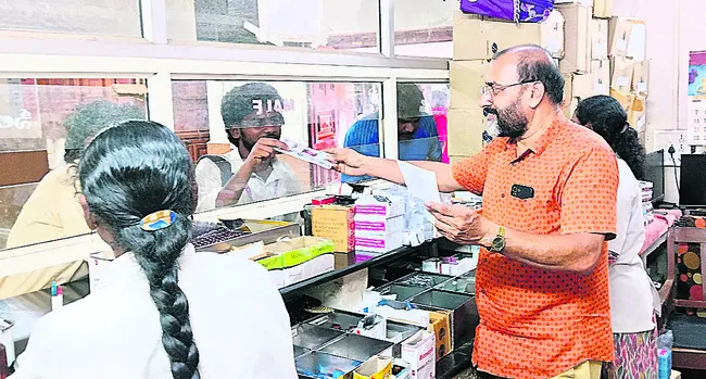 వైద్యరంగంలో ఫార్మసిస్టులు కీలకం