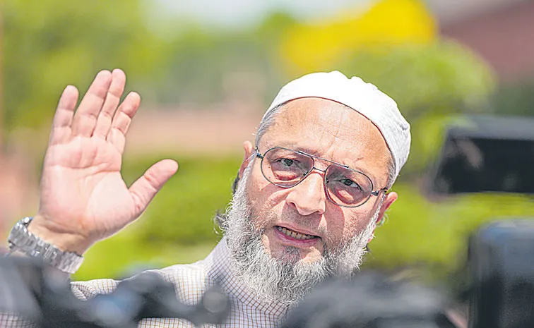 Waqf Act brought to snatch away Muslims sacred places slams Asaduddin Owaisi