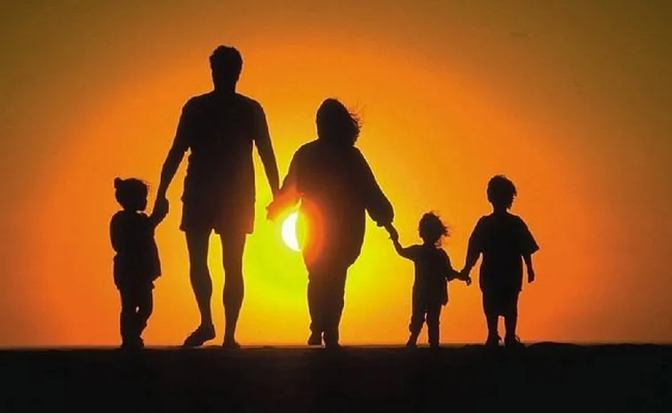 The secrets of successful family life by Sri Ganapathi Sachidananda Swamy
