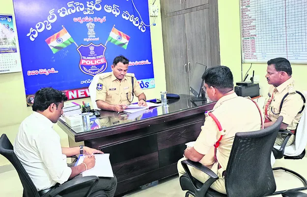 అనుమానితుల కదలికలపై నిఘా : ఎస్పీ 