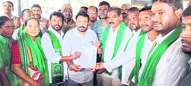 లంబాడీలను తొలగించే వరకు ఉద్యమిస్తాం