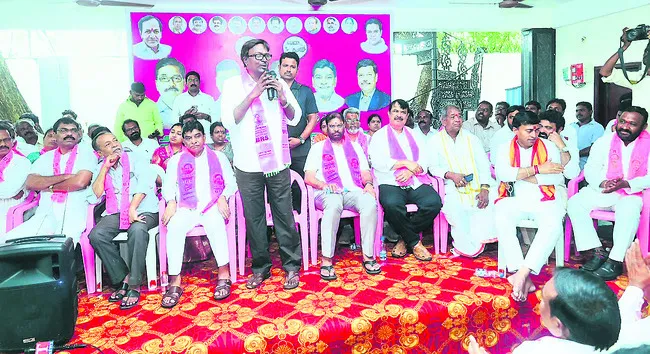 ‘స్థానికం’లో బీఆర్‌ఎస్‌ సత్తా చాటుదాం..