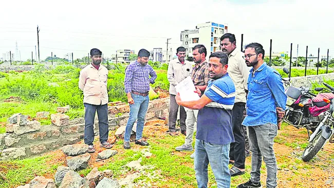 పార్కు స్థలాల పరిరక్షణకు చర్యలు