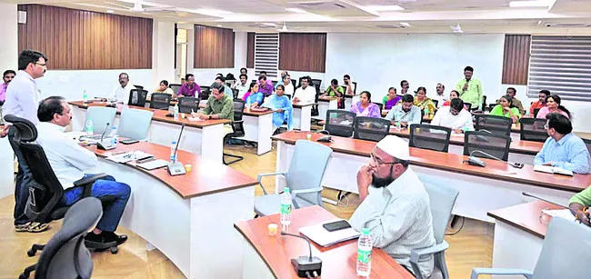 జీఎస్టీ తగ్గింపుపై అవగాహన కల్పించాలి 