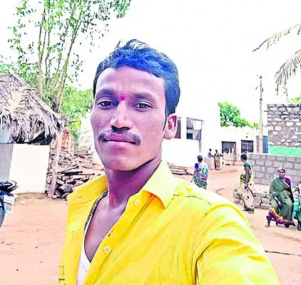 వేర్వేరు ప్రాంతాల్లో  ఇద్దరి ఆత్మహత్య 